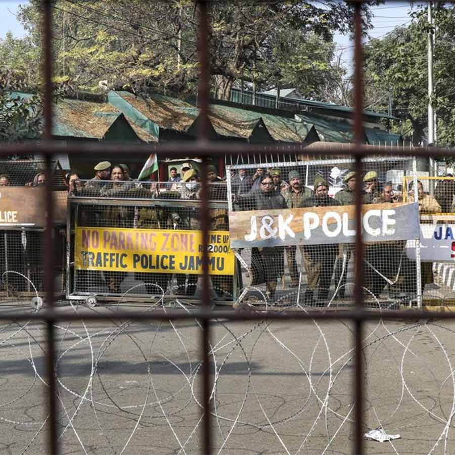 Protestors welcomed after Vaishno Devi medical college in Jammu decides to Cancel their MBBS course
