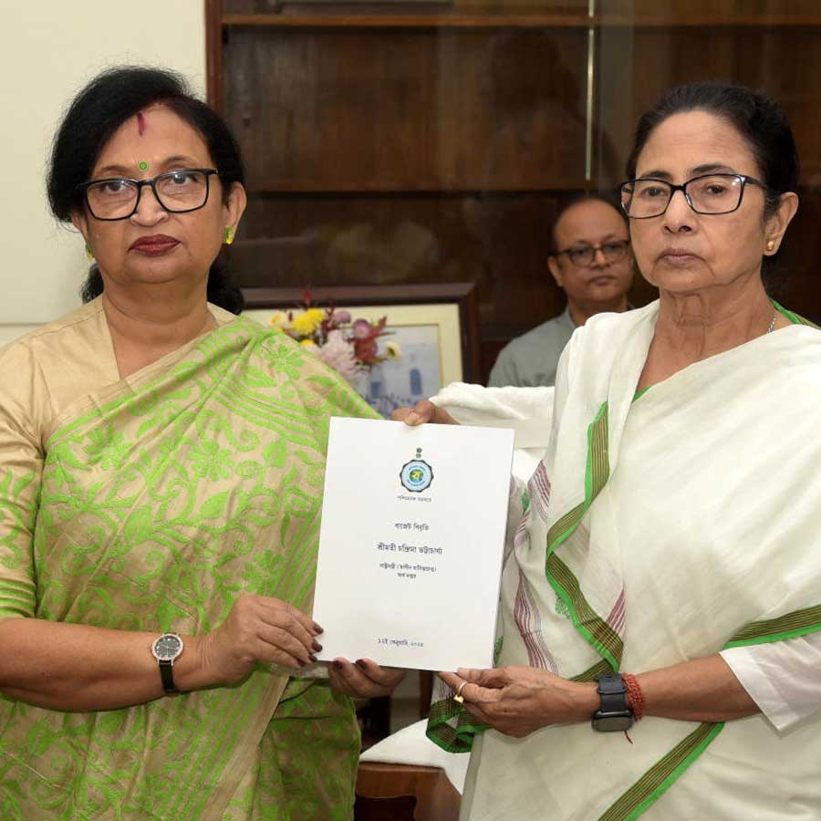 The budget session of the West Bengal Assembly is going to start in the first week of February before the assembly elections