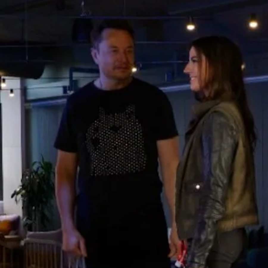 Elon Musk vs Ashley St. Clair