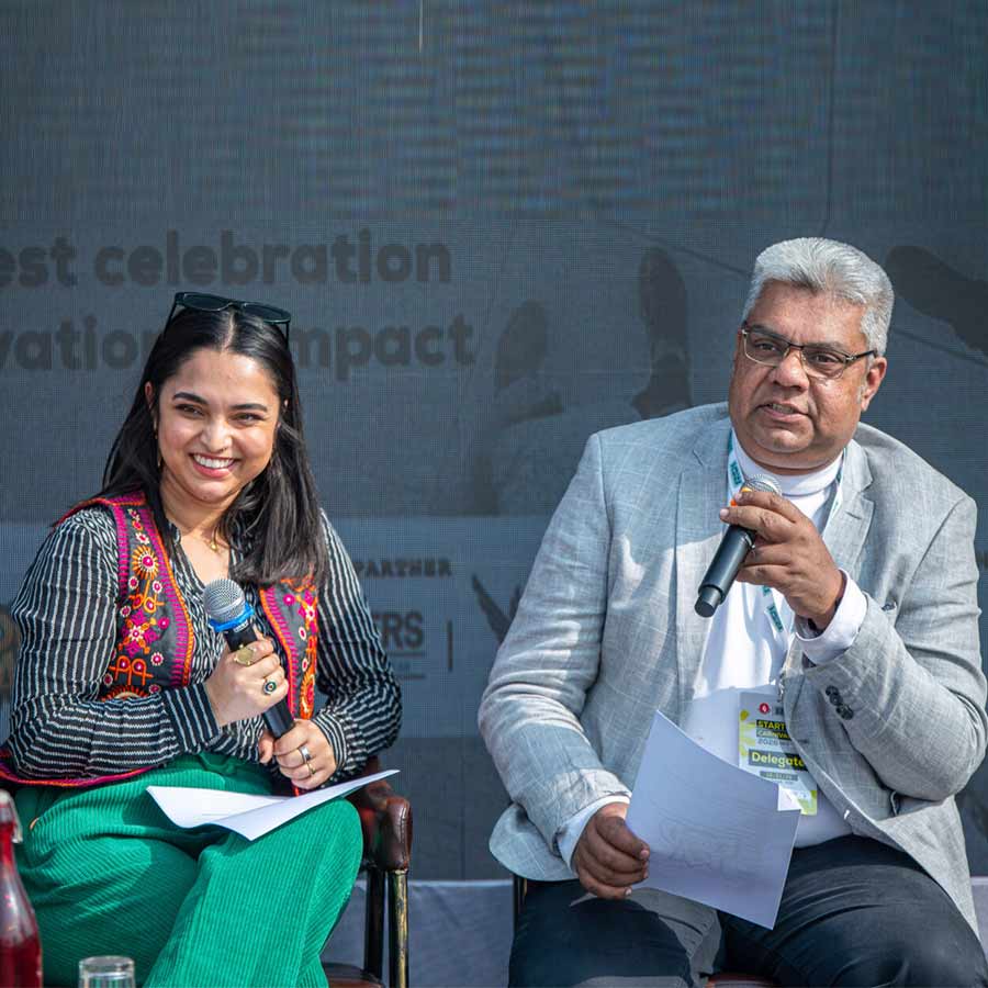 সোহিনী বন্দ্যোপাধ্যায় এবং ইন্দ্রজিৎ লাহিরি 