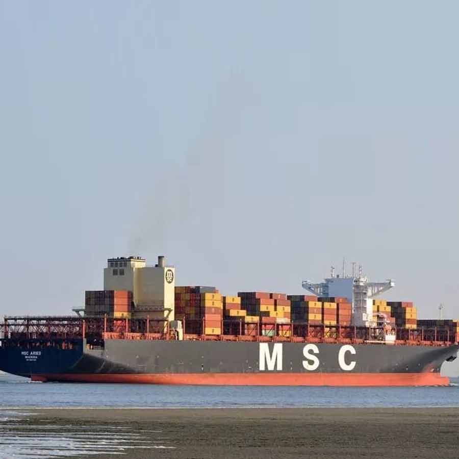 Indian sailors reportedly tokk hostage in Iran