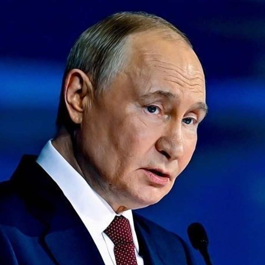 Russian President Vladimir Putin expels British diplomat alleging espionage against Moscow 