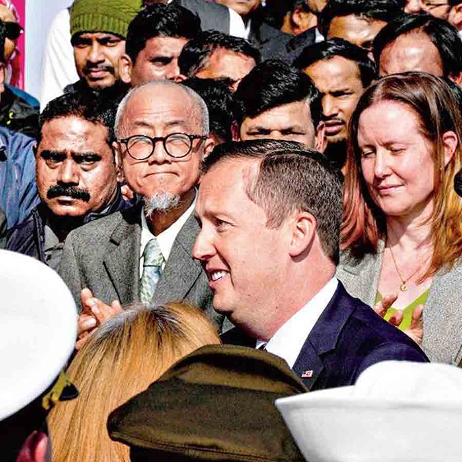 নতুন: ভারতে আমেরিকার রাষ্ট্রদূত নিযুক্ত হলেন সের্গিয়ো গোর। 