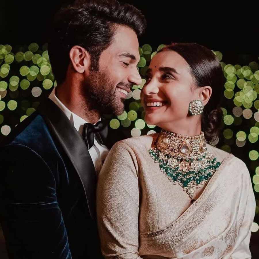 রাজকুমার রাও ও পত্রলেখা প্রকাশ্যে আনলেন সন্তানের নাম।