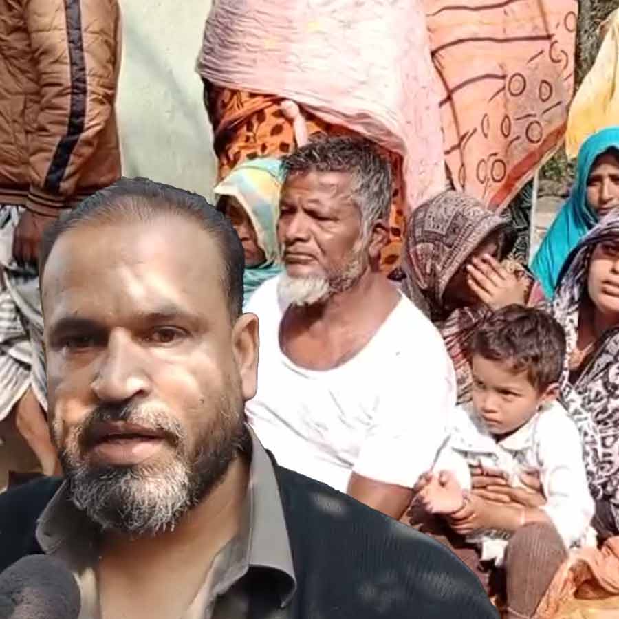 নিহত শ্রমিক আলাউদ্দিন শেখের সুজাপুরের বাড়িতে গেলেন তৃণমূল সাংসদ ইউসুফ পাঠান।