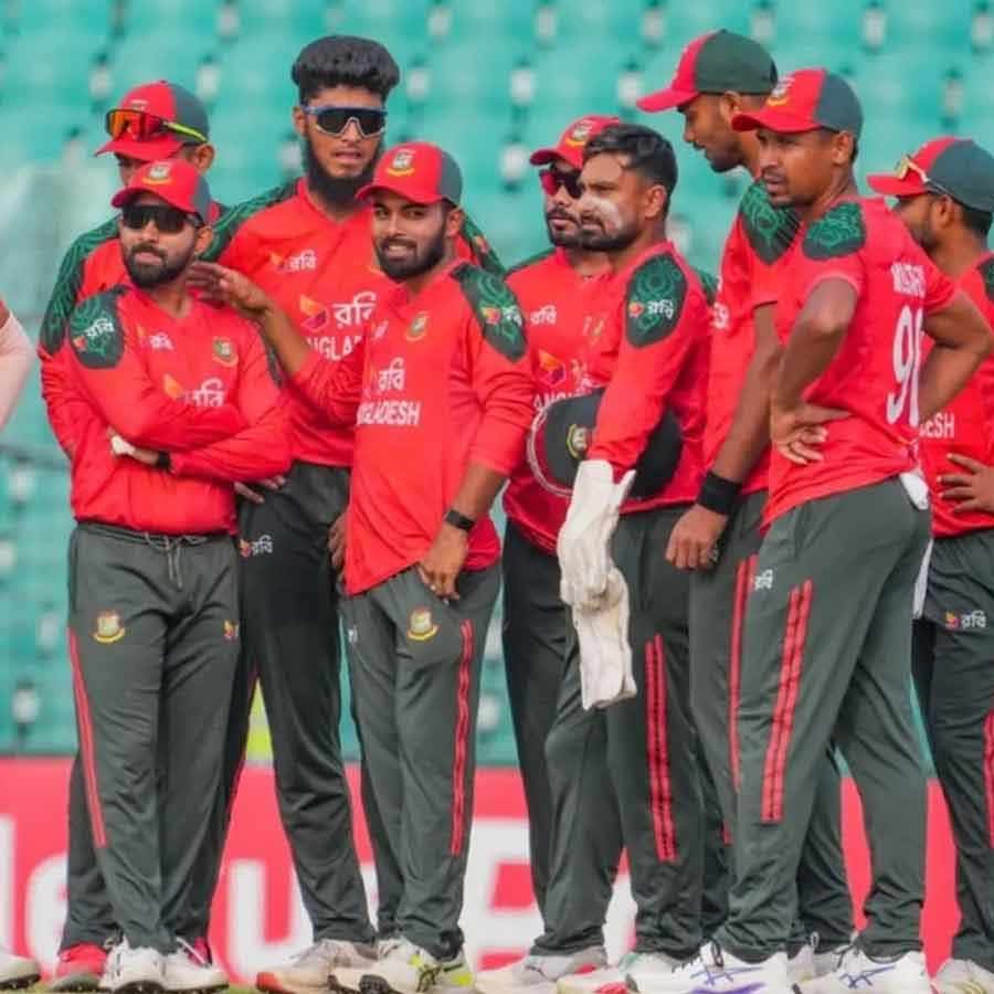 বাংলাদেশ ক্রিকেট দল।