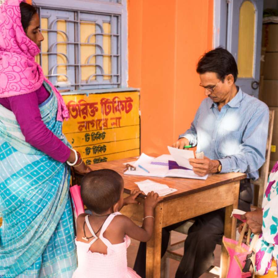 Jhargram Health department is seeking candidates in various positions dgtl