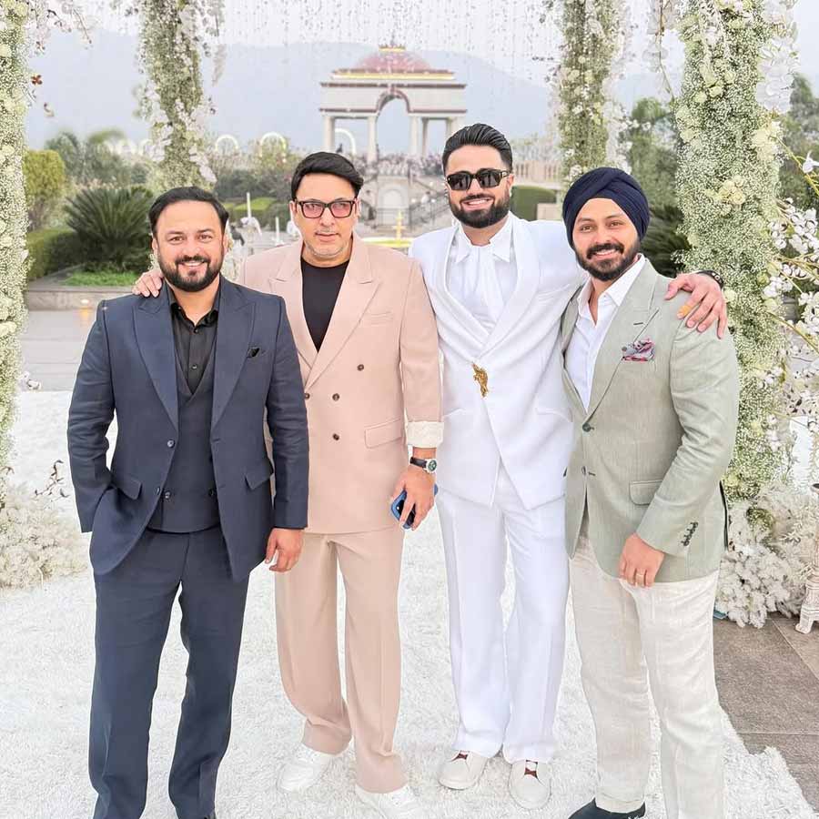 All need to know about Kabir Bahia, Kriti Sanon’s Rumoured Boyfriend