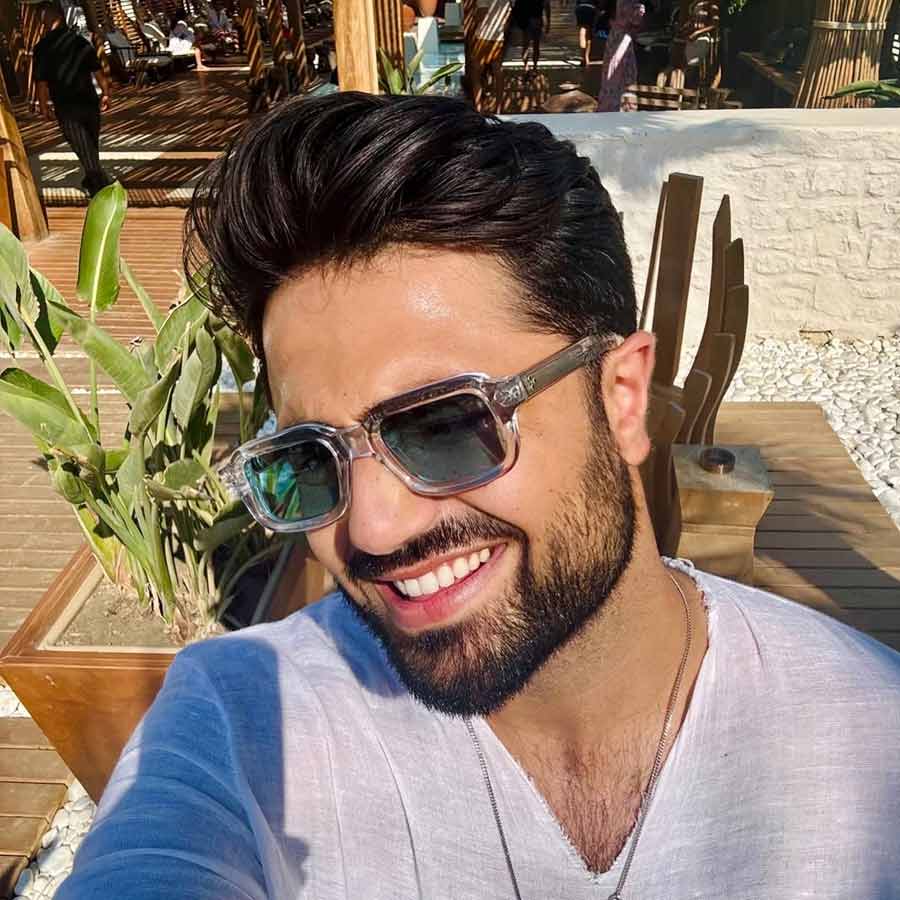 All need to know about Kabir Bahia, Kriti Sanon’s Rumoured Boyfriend