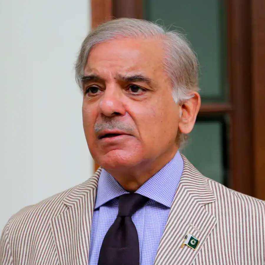 Fighter Jet Deal Talks Can Fall Through Due to International Pressures, Says Pakistan’s Defence Production Minister