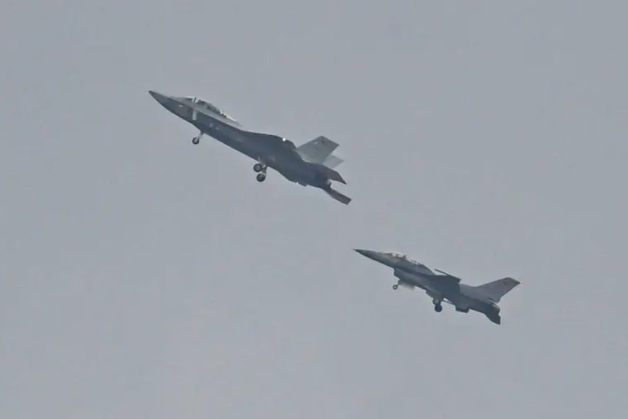 Fighter Jet Deal Talks Can Fall Through Due to International Pressures, Says Pakistan’s Defence Production Minister