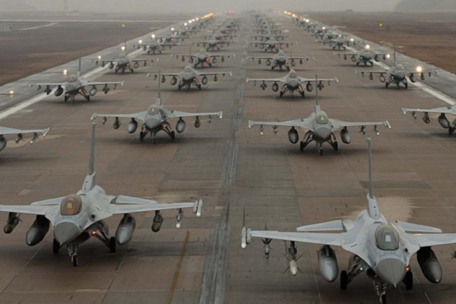 Fighter Jet Deal Talks Can Fall Through Due to International Pressures, Says Pakistan’s Defence Production Minister