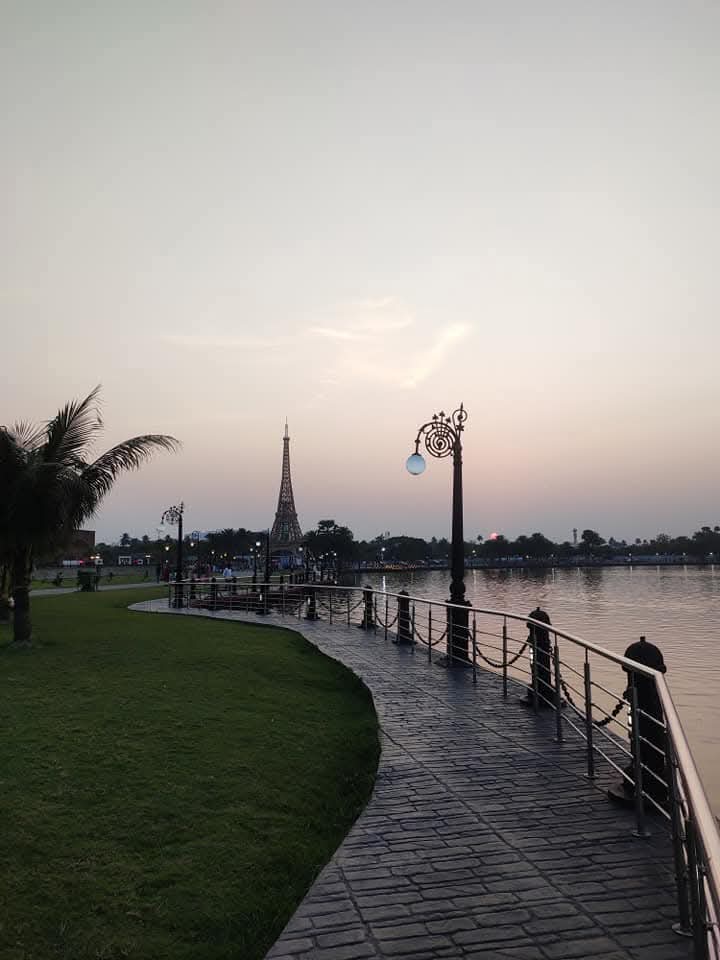 ঘুরে আসা যায় ইকো পার্ক থেকেও।