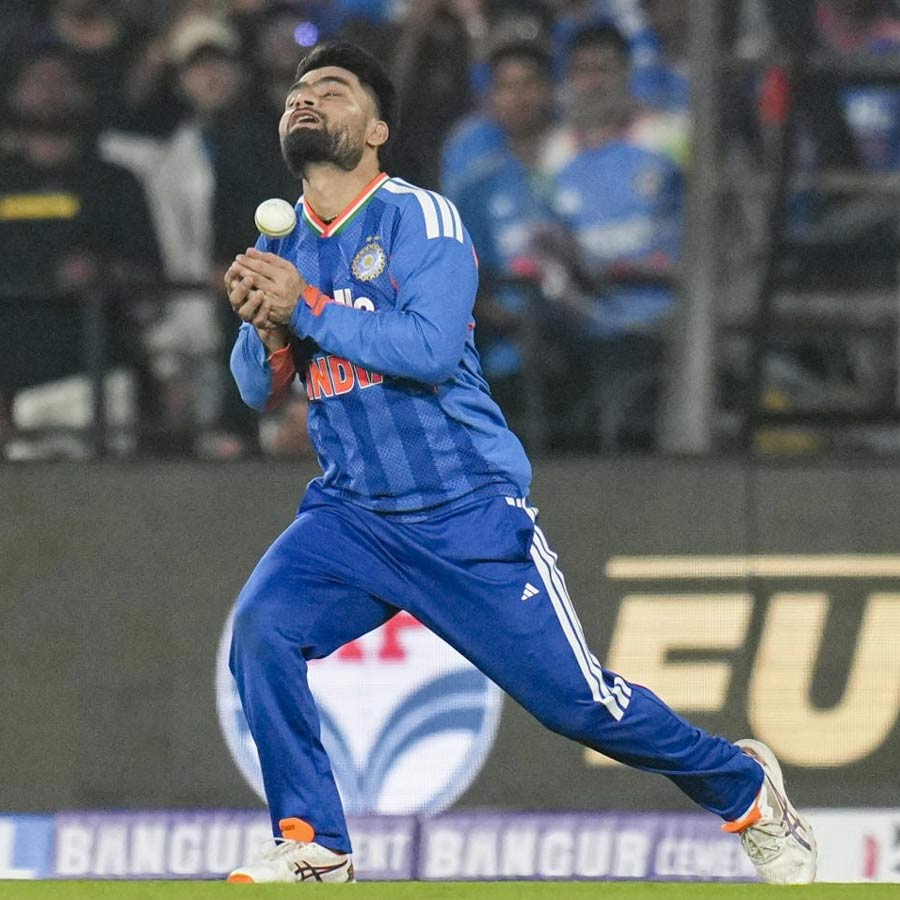 নাগপুরে রিঙ্কু সিংহের ক্যাচ ফেলার সেই মুহূর্ত।