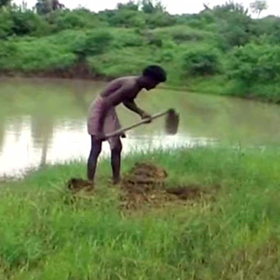 Tribal Man Spends 27 Years Digging a Pond