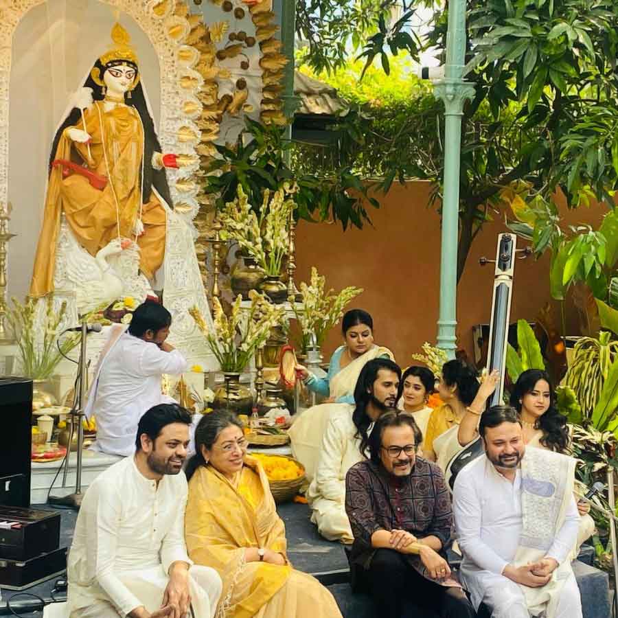 সৌরেন্দ্র-সৌম্যজিতের সরস্বতী পুজো।