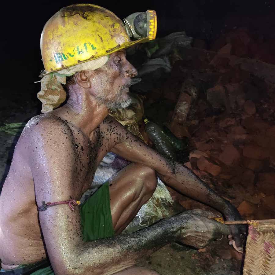 Is Pakistan deceiving USA with the claim of having huge reserve of rare earth metals