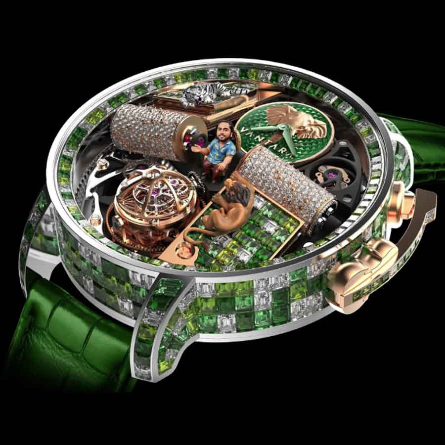 সবুজ ক্যামোফ্লাজ থিমে তৈরি এই ঘড়ির ডায়াল যেন এক জীবন্ত প্রতিচ্ছবি। 