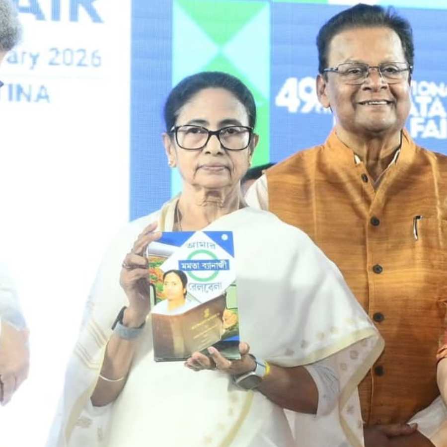CM Mamata Banerjee inaugurates Kolkata Book Fair, says about CBI investigation dgtl