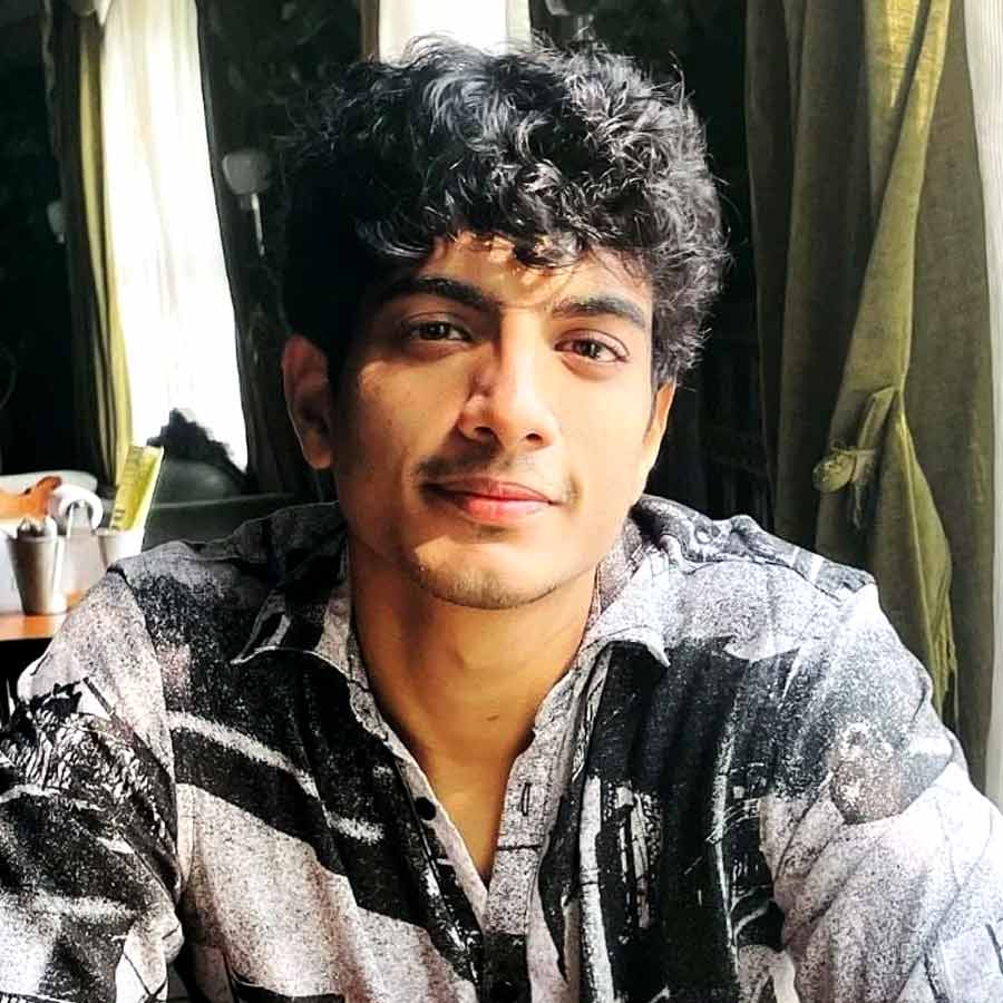 আর্থিক প্রতারণায় নাম জড়াল পলাশ মুচ্ছলের।