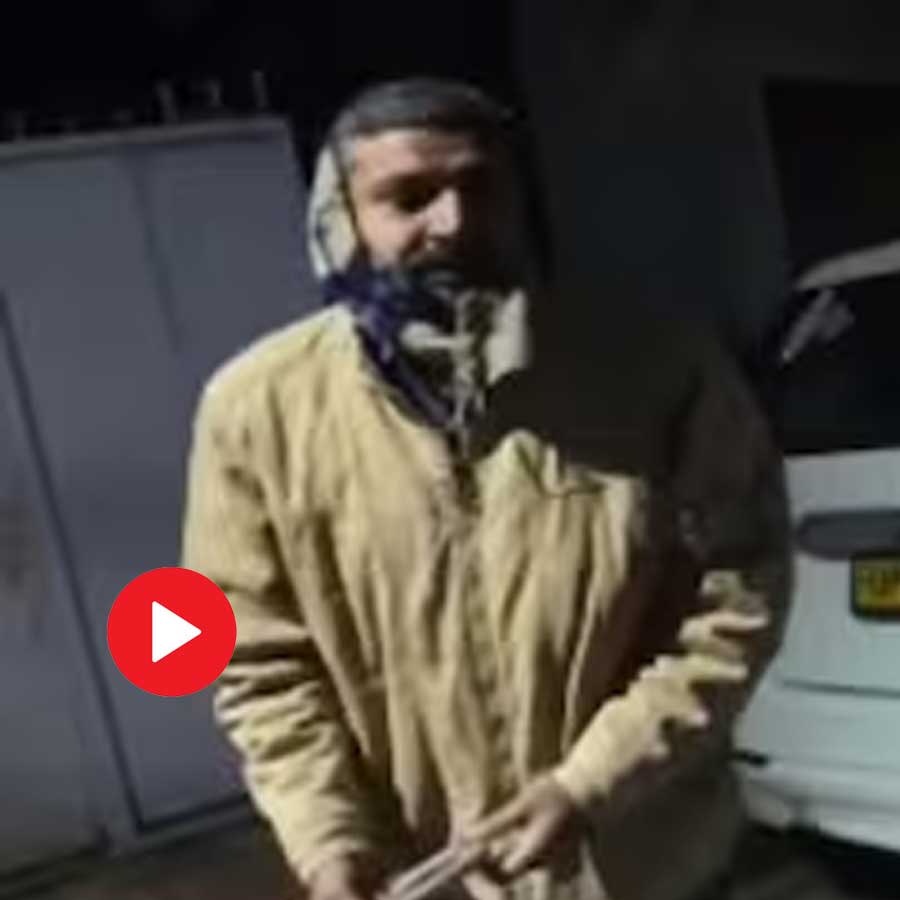 Video shows Lucknow app bike driver agrees to take sick dog to doctor