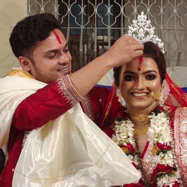 বিশ্বাবসু বিশ্বাস ও ঐশিকী ঘটক। 