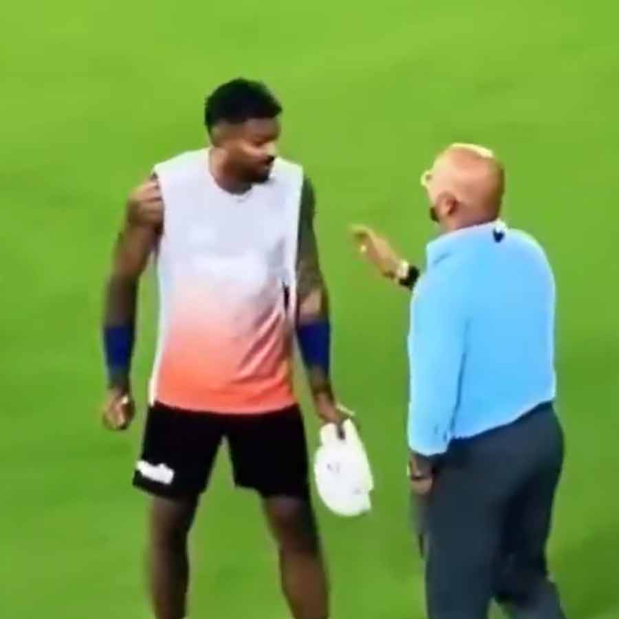 Hardik Pandya and Murali Kartik