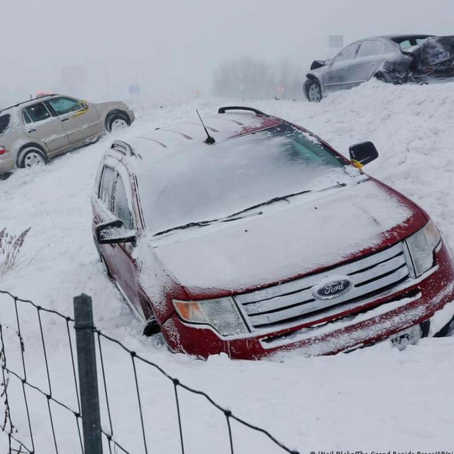 Severe winter storm hits in US