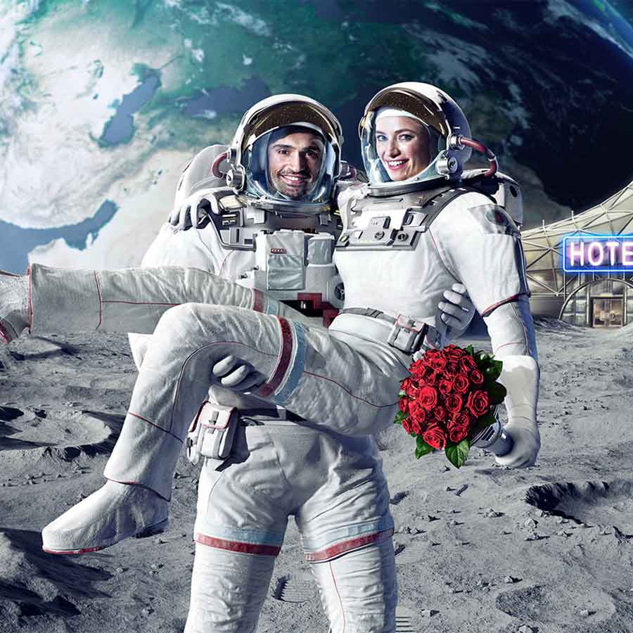  First Hotel On The Moon