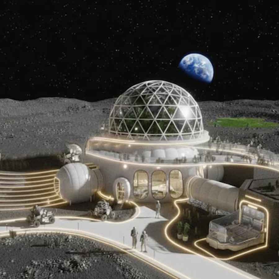  First Hotel On The Moon