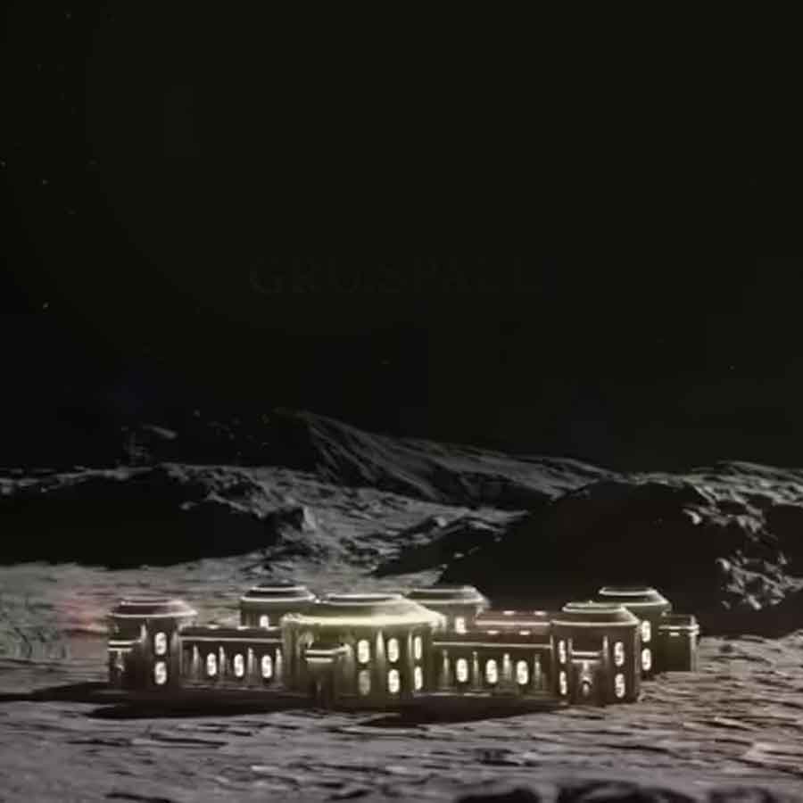  First Hotel On The Moon
