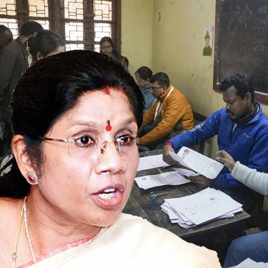 West Bengal Minister Shashi Panja alleges harassment in SIR hearing venue dgtl