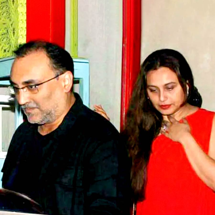 (বাঁ দিকে) আদিত্য চোপড়া, (ডান দিকে) রানি মুখোপাধ্যায়।