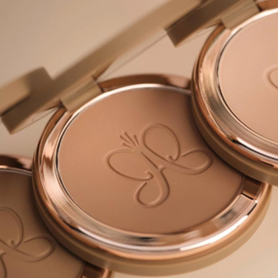 অ্যানাস্টাসিয়া বিভারলি হিলস স্মুদ ব্লার ব্রোনজ়ার।