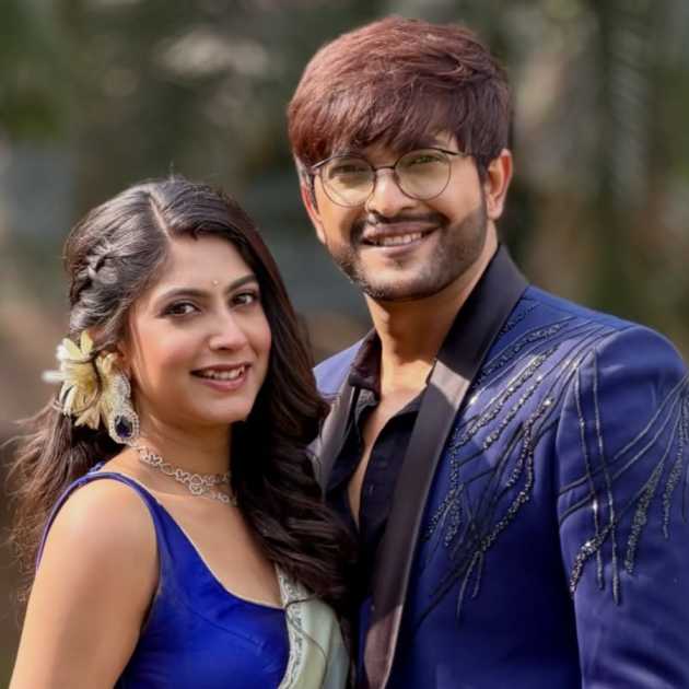 প্রেম করছেন শুভস্মিতা এবং সৌরভ?