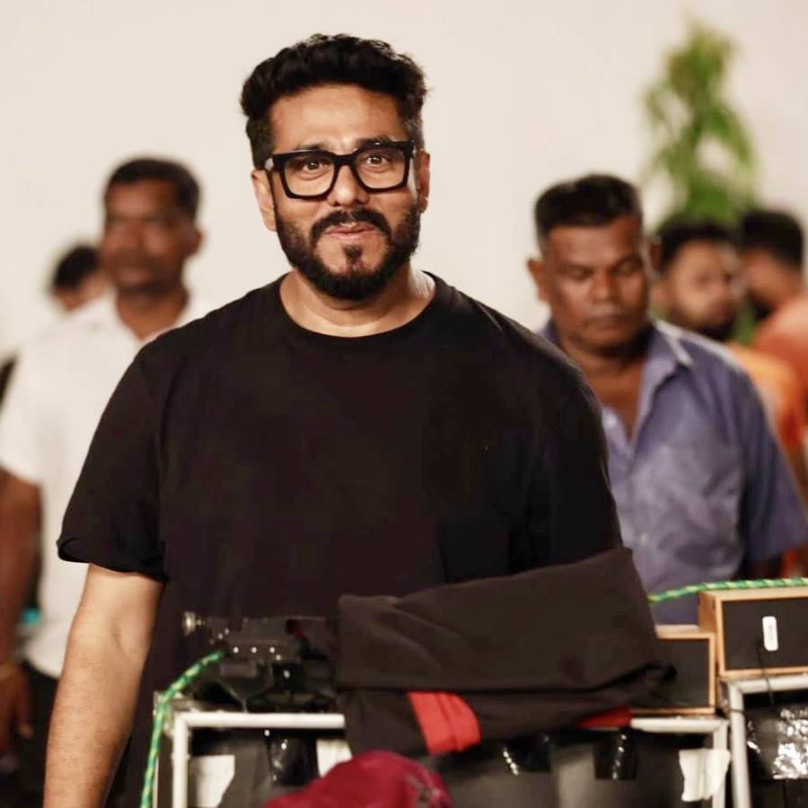 Director Raj Chakraborty Opens Up On His Film Hok Kolorob And Politics dgtl