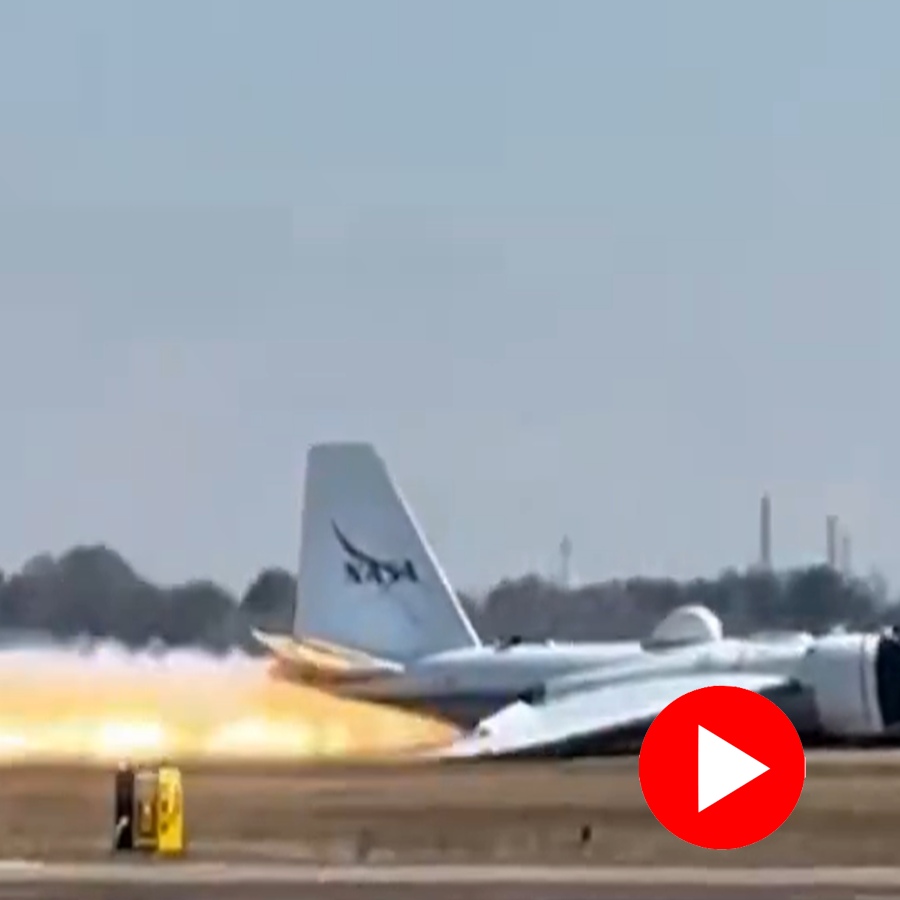 Video shows NASA plane emergency belly landing in Texas