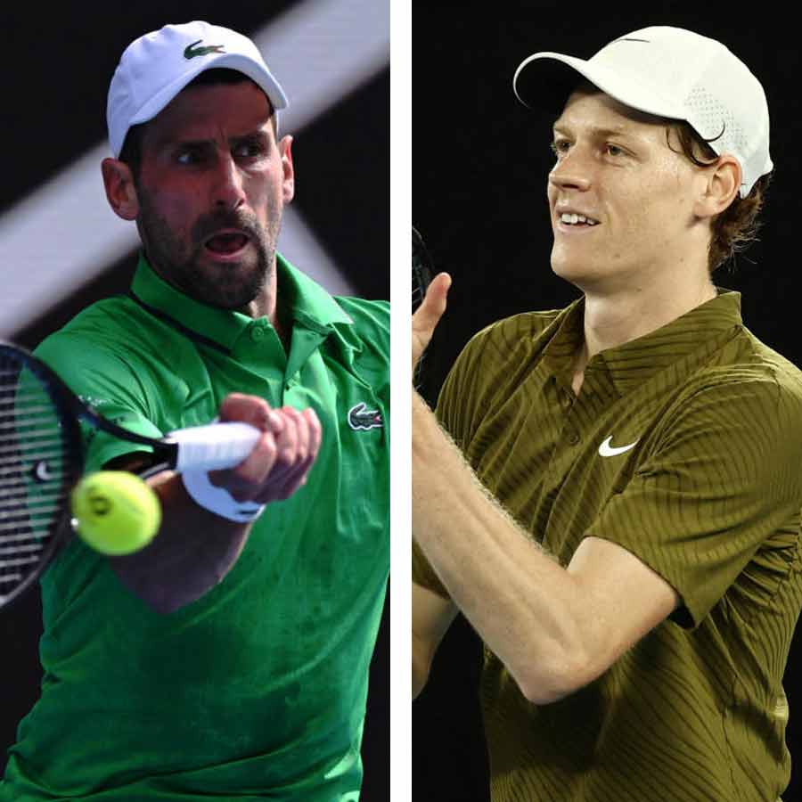 Novak Djokovic into Australian Open Semi Final after getting walkover