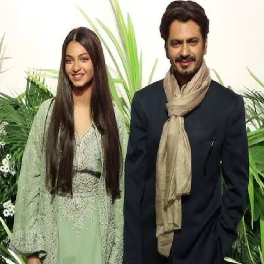 After Playback Exit, reports say Arijit Singh to Make Directorial Debut with Nawazuddin Siddiqui’s Daughter Shora