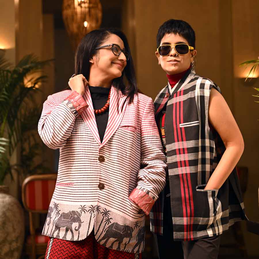 The rejuvenation of Dhaniakhali saree in new avatar dgtl