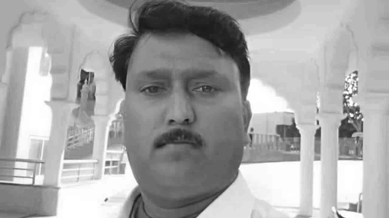 মৃত বিএলও শ্রবণকুমার কাহার।