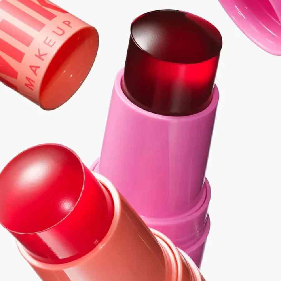 Reasons behind the emerging growth of Jelly Beauty in cosmetics dgtl