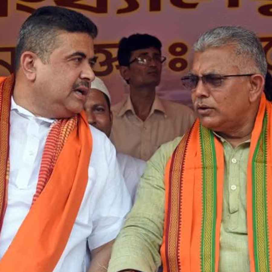 Suvendu’s deep regards towards Dilip at open forums, Buzz inside and outside BJP seeking reason