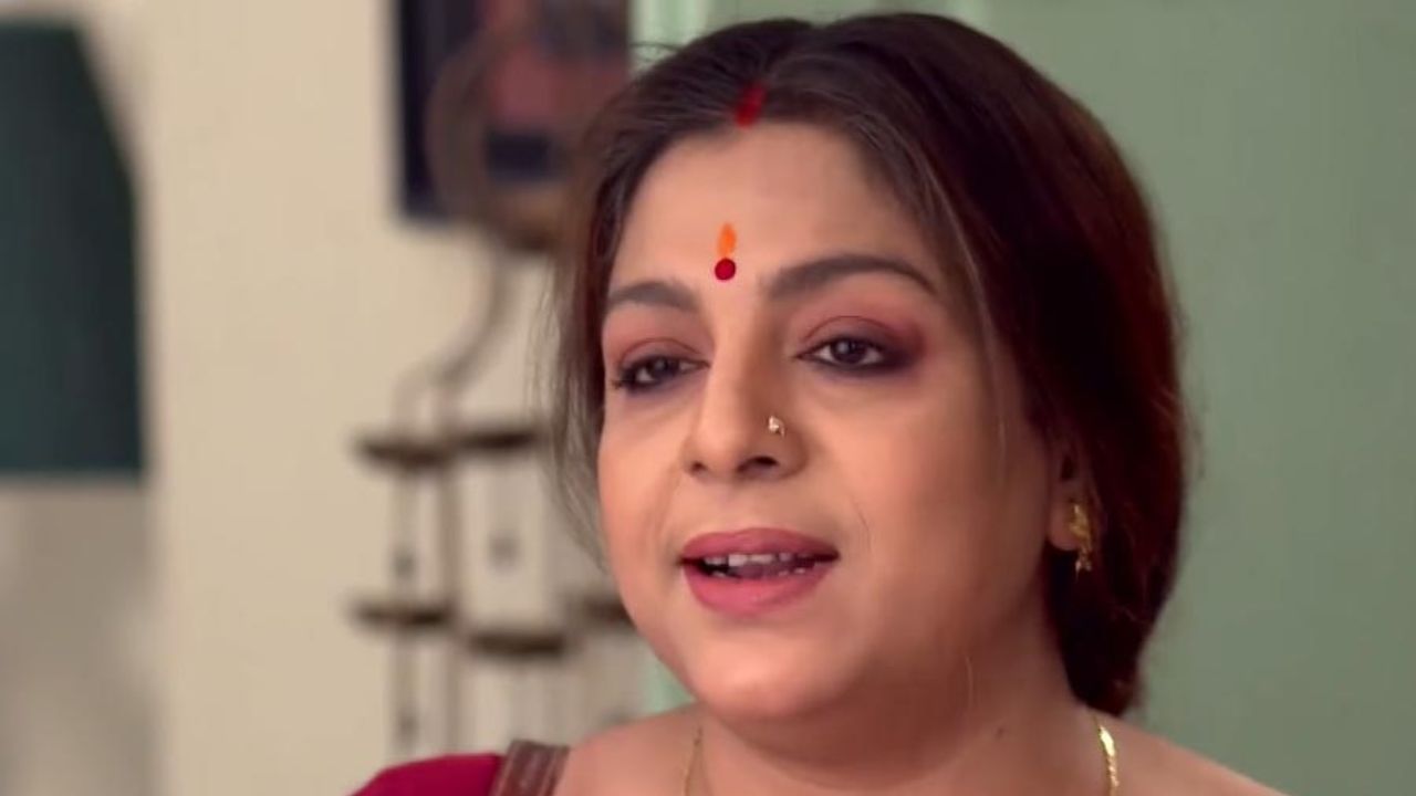 কেন পর্দায় দেখা যাচ্ছে না অনুশ্রীকে?