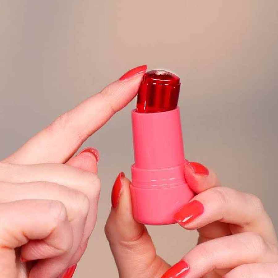 মেকআপের দুনিয়ায় জেলির জোর।