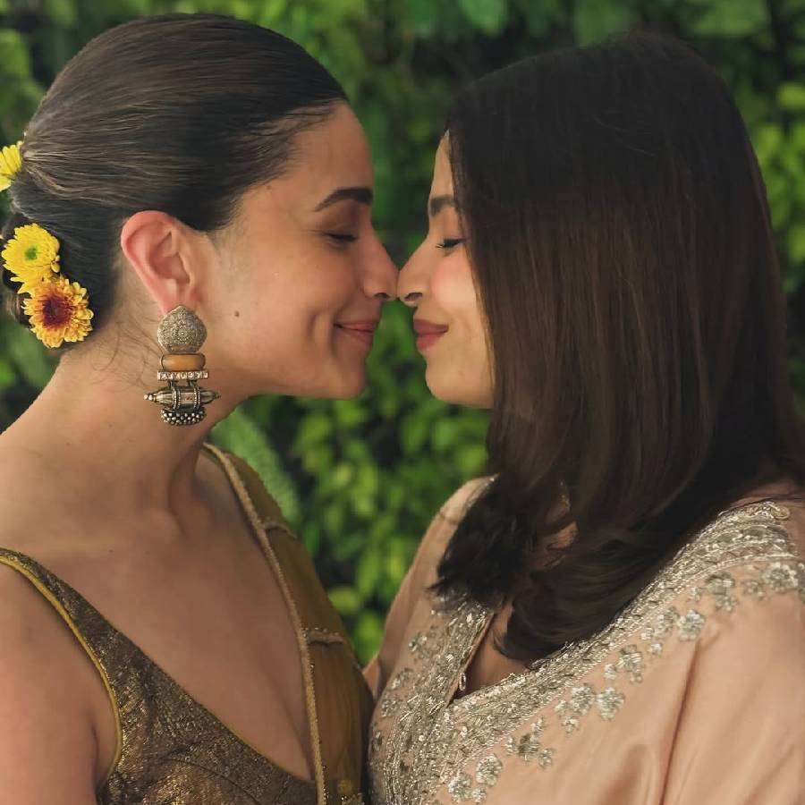 Shaheen Bhatt with Alia Bhatt