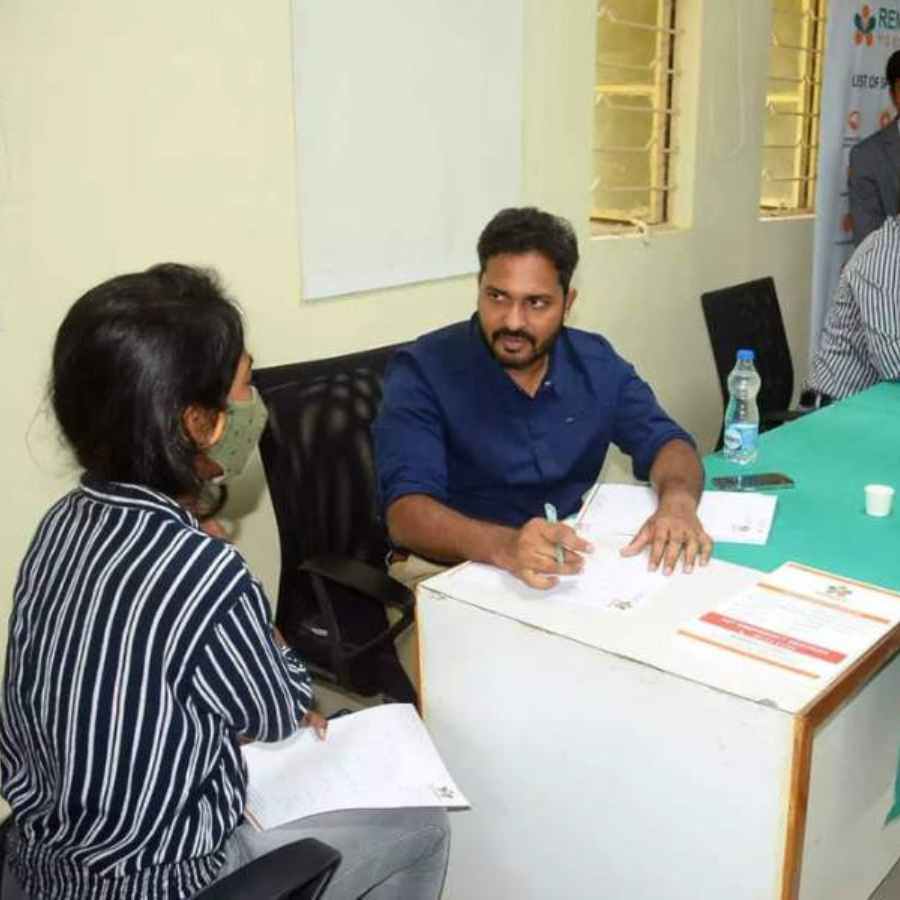 Birbhum health and family welfare samiti is seeking candidates in various positions dgtl