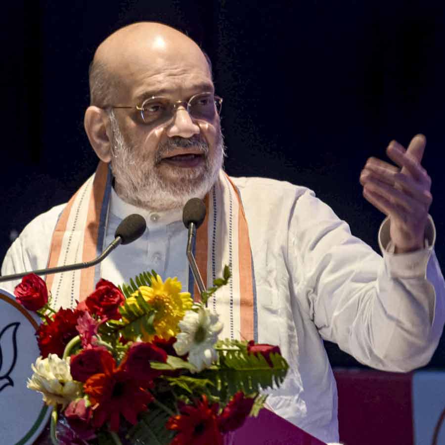 Live Updates of Amit Shah meeting with BJP workers in Siliguri dgtl