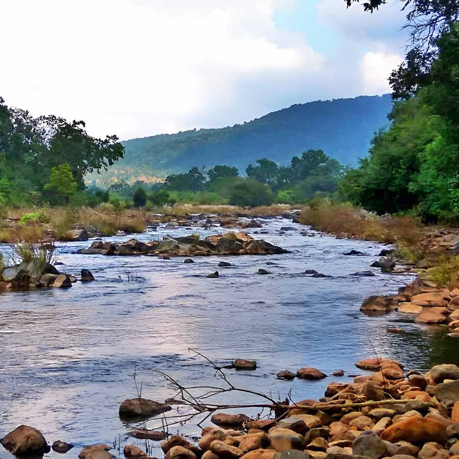 Exploring Bangriposhi, A 2-Day Travel Guide to Buddhadeb Guha’s Literary Paradise dgtl