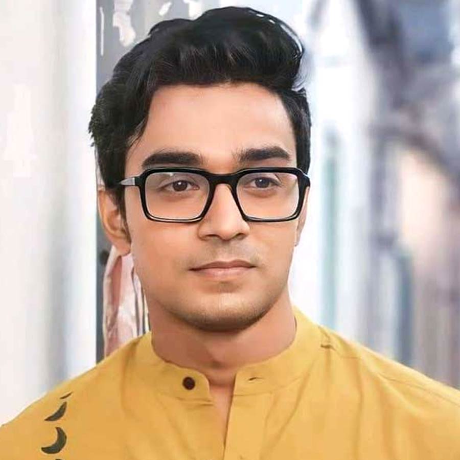 নতুন ছবিতে অর্পণ ঘোষাল?